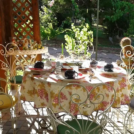 La Casa Delle Rose Frühstückspension *